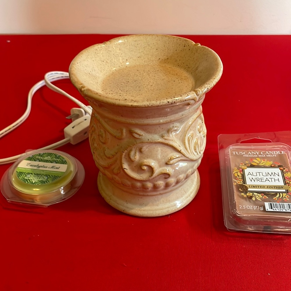 YANKEE CANDLE WAX MELT WARMER